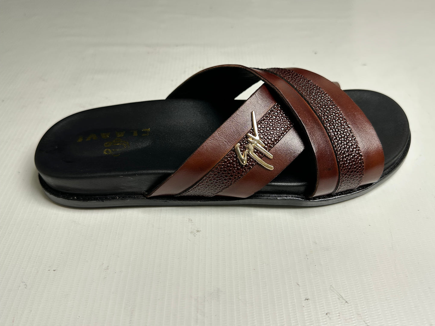 Men's Luxury Cross-Strap Leather Slide Chapal with Pebble-Grain Texture & Gold Hardware