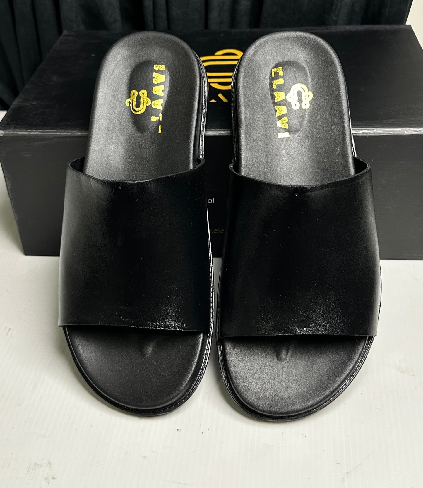 Men's Classic Black Smooth Leather Single-Strap Slide Chapal — Claavi Luxury Collection