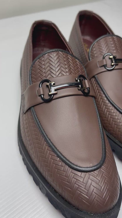 Mustro Soft-Leather Formals Shoes